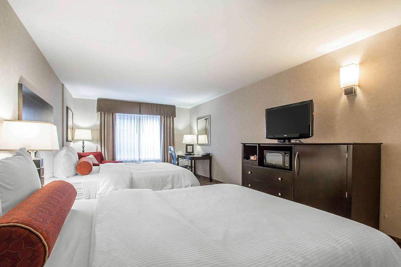 Clarion Inn Elmhurst - Oak Brook Near I-88, I-290, I-294 Dış mekan fotoğraf